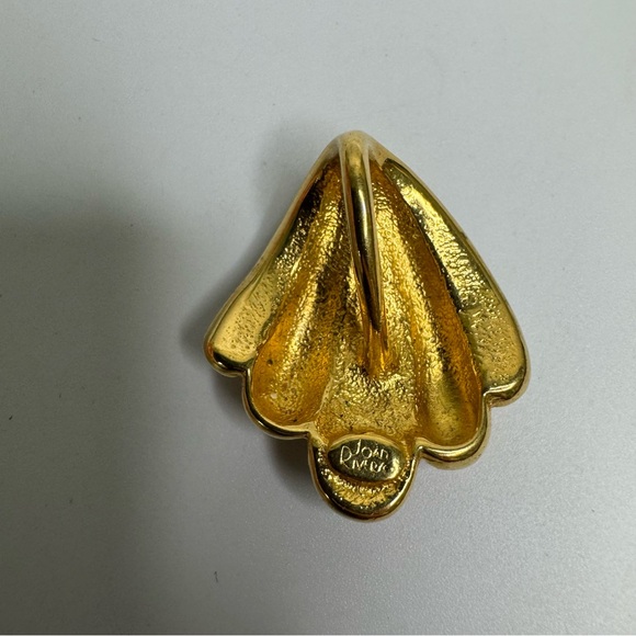 Joan Rivers Shell Pendant Gold Plated Crystal Pave - Picture 4 of 11